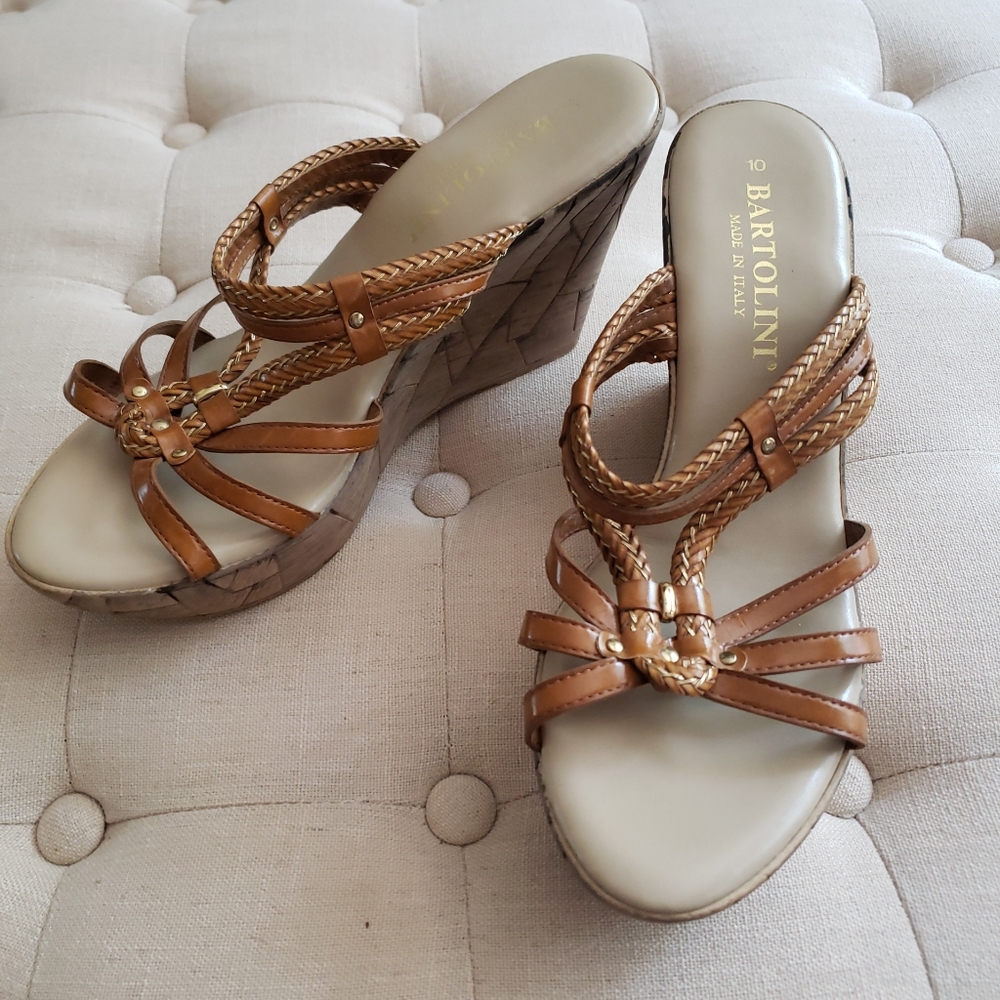BARTOLINI ITALIAN WEDGE SANDALS